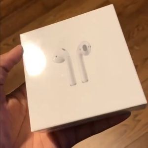 Airpods 1st generation with charging case